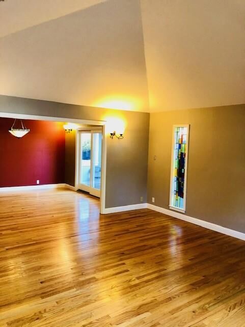 Property Photo:  292 Walter Hays Dr  CA 94303 