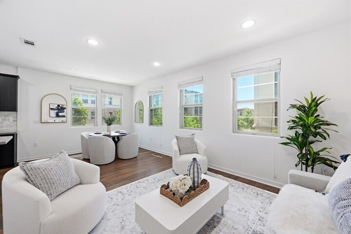 Property Photo:  998 Arrowleaf Place  CA 95131 