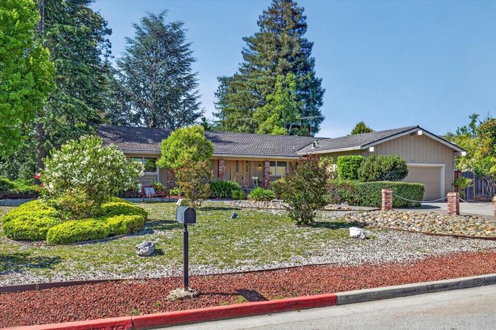 Property Photo: 20154 Knollwood Drive CA 95070