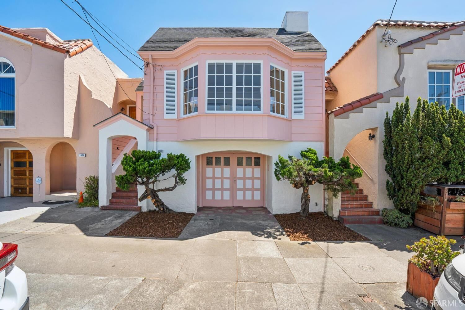 Property Photo:  1827 Kirkham Street  CA 94122 