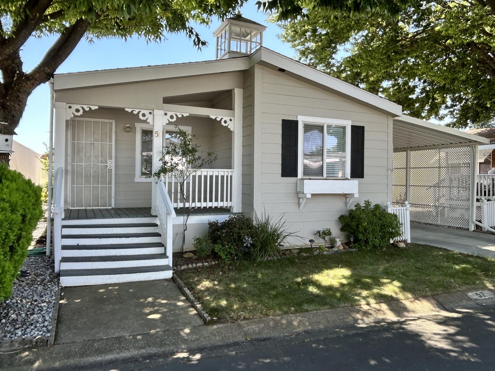 Property Photo:  20350 Hole In 1 Drive  CA 96002 