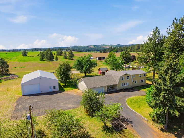 Property Photo: 2619 W Woolard Rd WA 99005