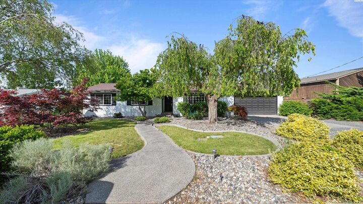 Property Photo:  3994 Ironton Dr  WA 99353 