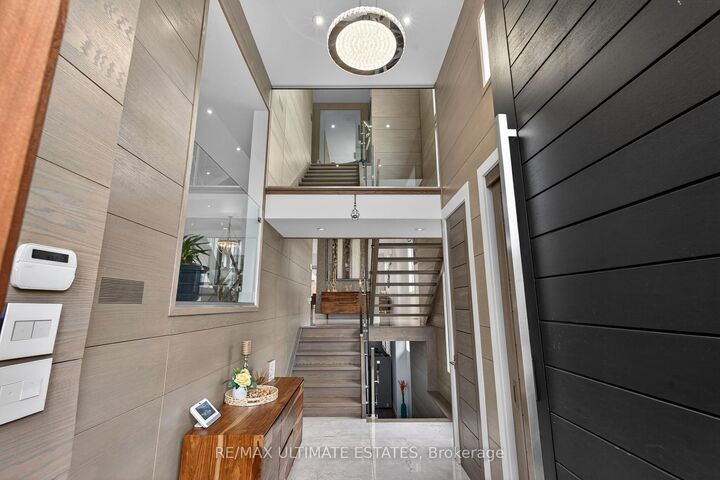 Property Photo: 48 Cornelius Parkway ON M6L 2K4