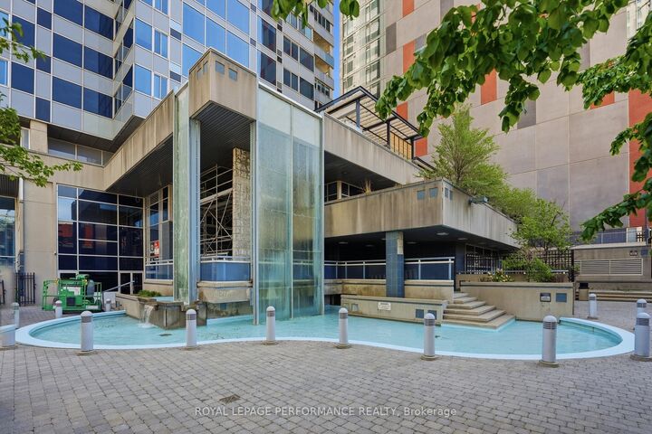 Property Photo: 160 George Street 1601 ON K1N 9M2