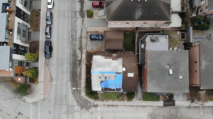 Property Photo:  24-26 Concord Street N  ON K1S 0Y2 