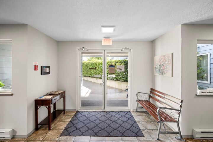 Property Photo:  698 Aspen Rd 101B  BC V9M 3S9 