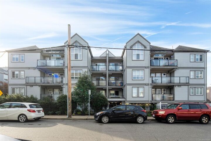 Property Photo:  827 North Park St #415  BC V8W 3Y3 
