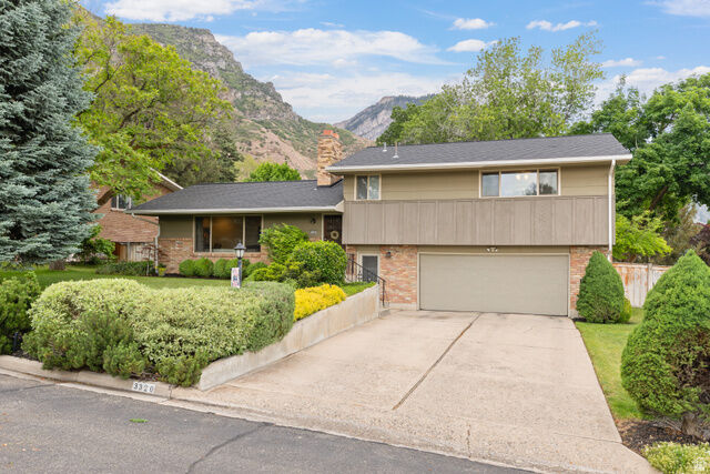 Property Photo: 3320 N Cherokee Ln E UT 84604