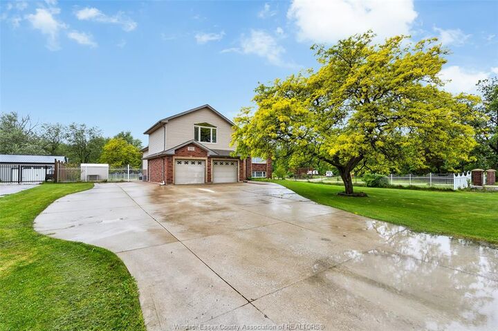 Property Photo: 303 Gosfield Townline West ON N8M 2X5