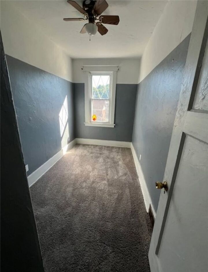Property Photo: 532 Russellwood Ave PA 15136