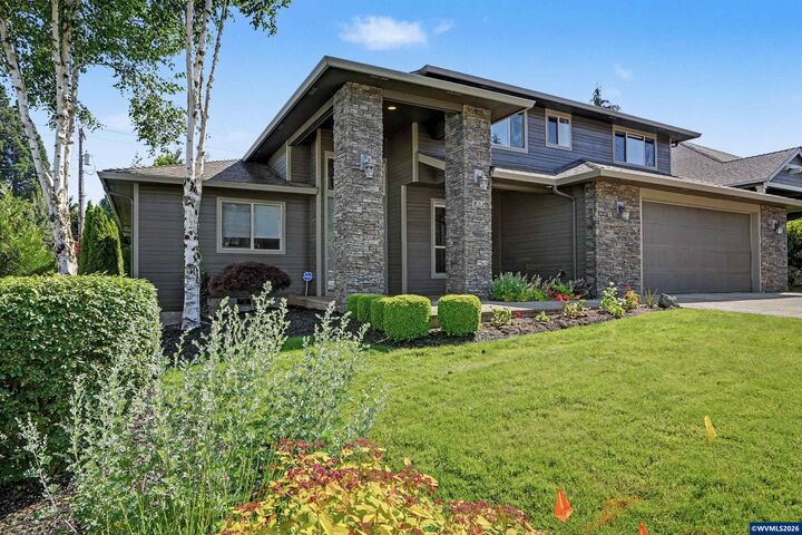 Property Photo:  822 Majestic View Av SE  OR 97306 