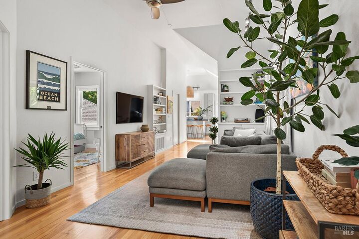 Property Photo: 309 Oakdale Avenue CA 94925