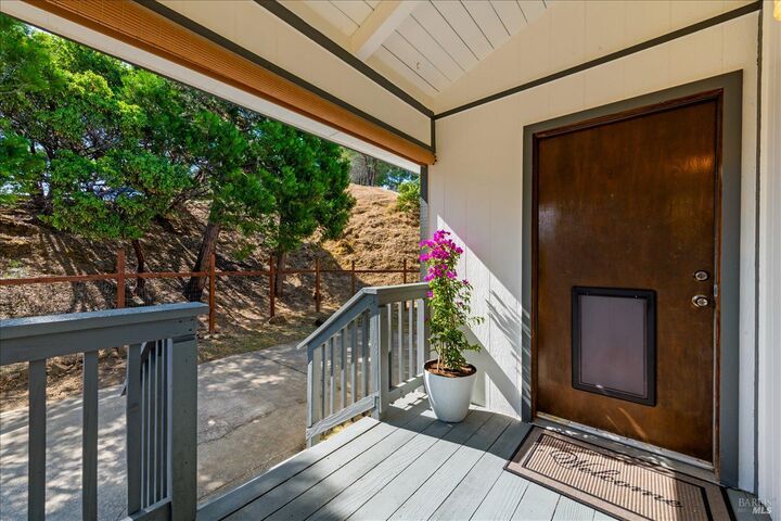 Property Photo: 1001 Eastridge Drive CA 94558