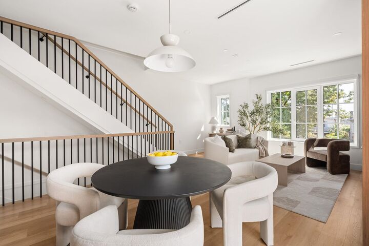 Property Photo: 2333 E 54th Avenue Sl 1 BC V5S 1X1