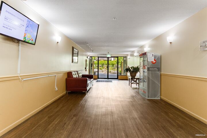 Property Photo: 7475 138 Street 206 BC V3W 0Y9