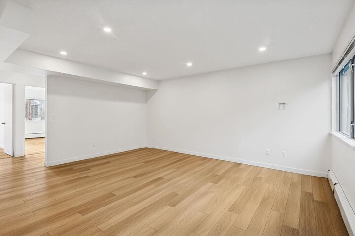 Property Photo:  879 Westview Crescent  BC V7N 2L5 