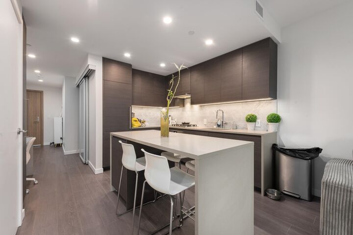 Property Photo: 2108 Gilmore Avenue 5303 BC V5C 0N8