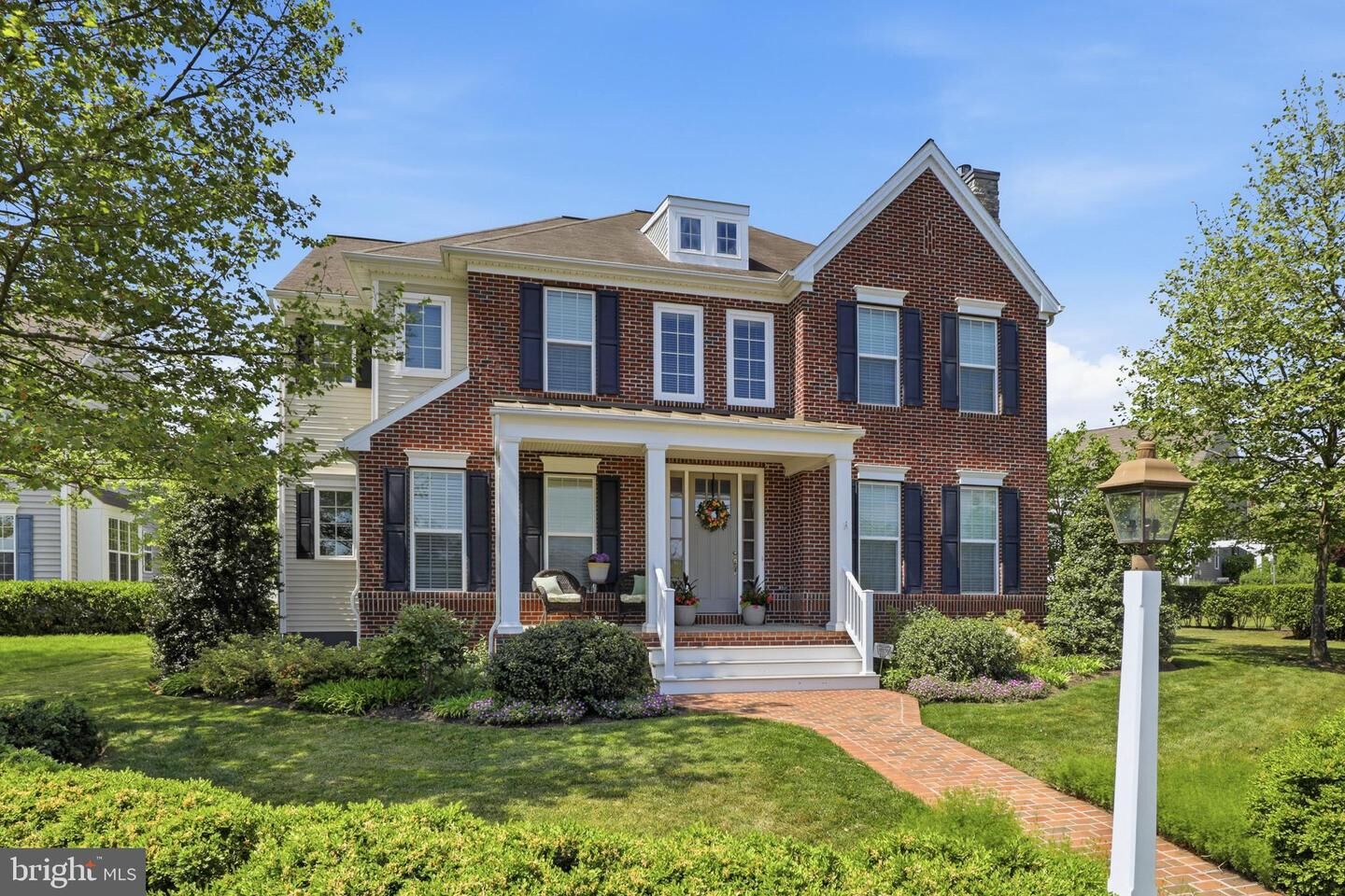 Property Photo:  1154 Edgemoor Court  PA 17601 