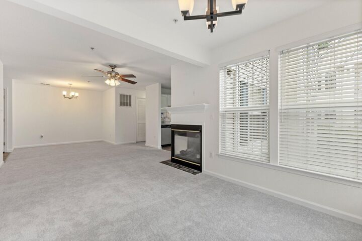 Property Photo:  7500 Calderon Court 260-H  VA 22306 