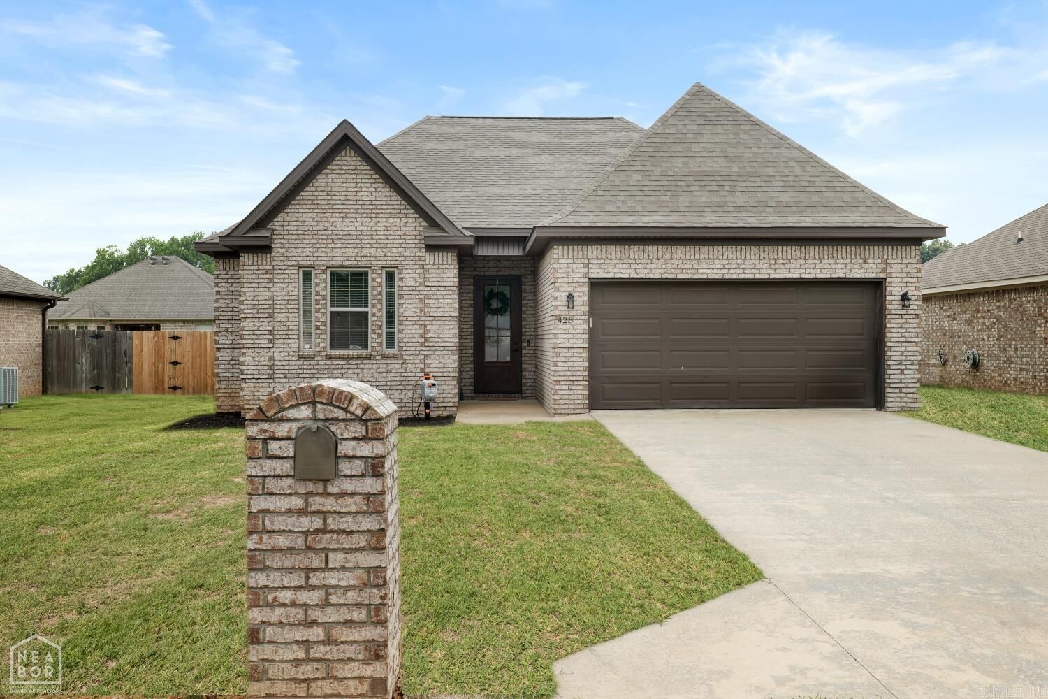 Property Photo: 425 Brookstone Drive AR 72404