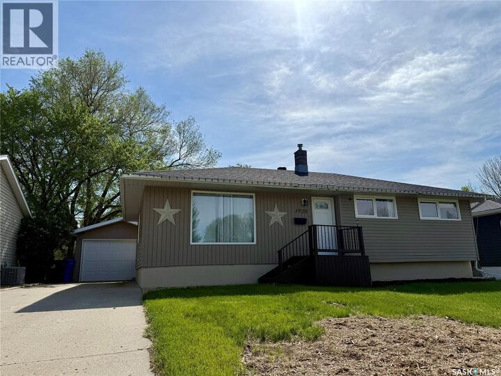 Property Photo:  1920 Dyer Road  SK S4A 1Z5 