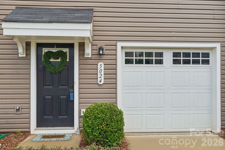 Property Photo:  5024 Winding Jordan Lane  NC 28269 