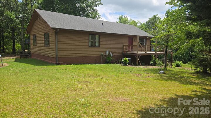 Property Photo:  66 Misery Ridge Trail  NC 28756 