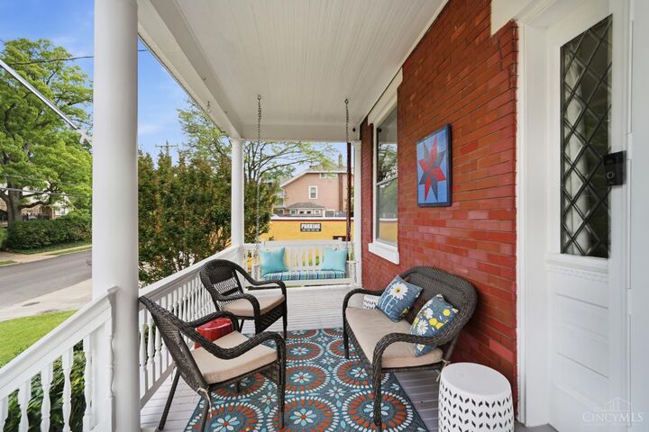 Property Photo:  3647 Paxton Avenue  OH 45208 