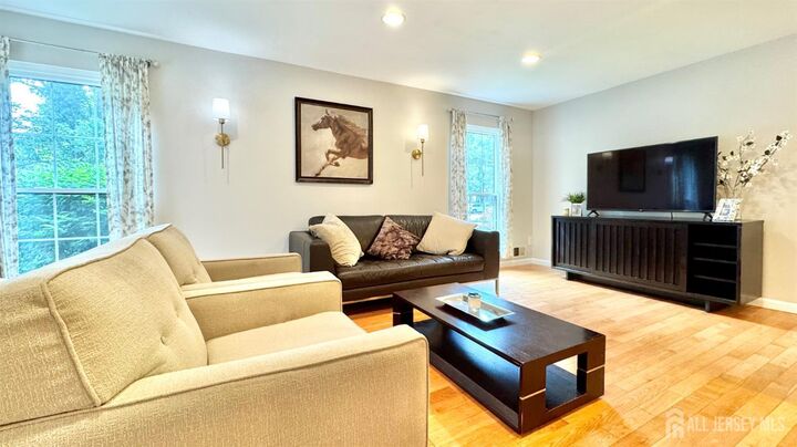 Property Photo:  507 Timber Oaks Road  NJ 08820 