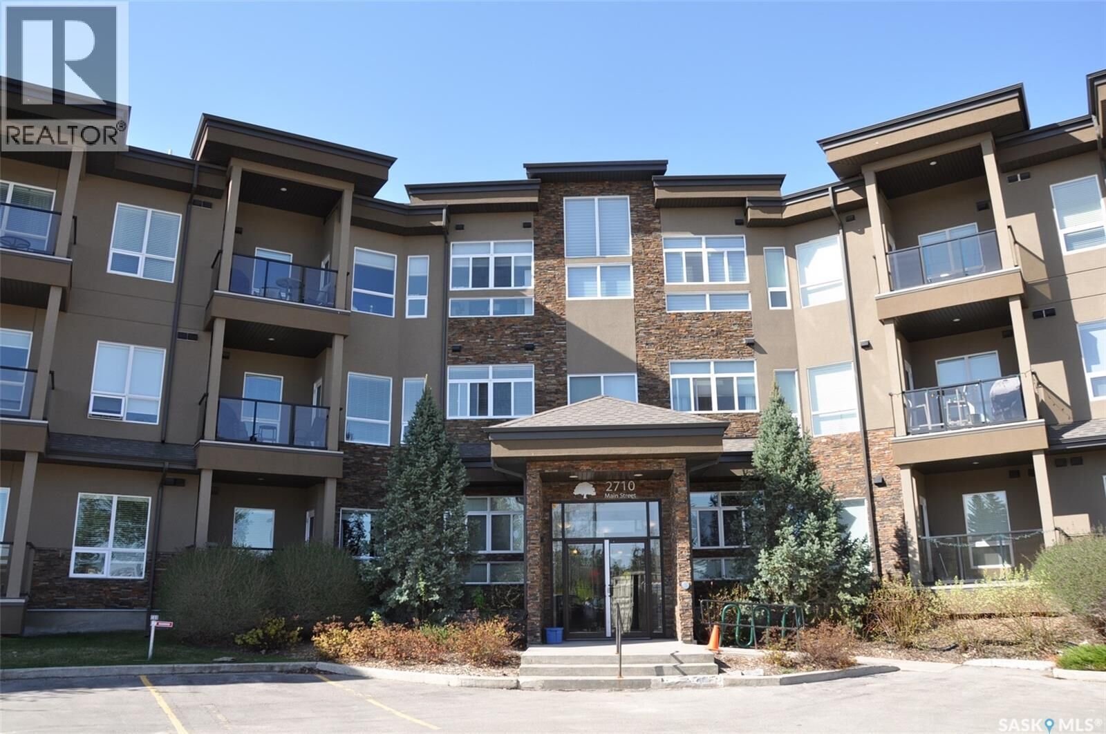 Property Photo:  236 2710 Main Street  SK S7H 0M3 