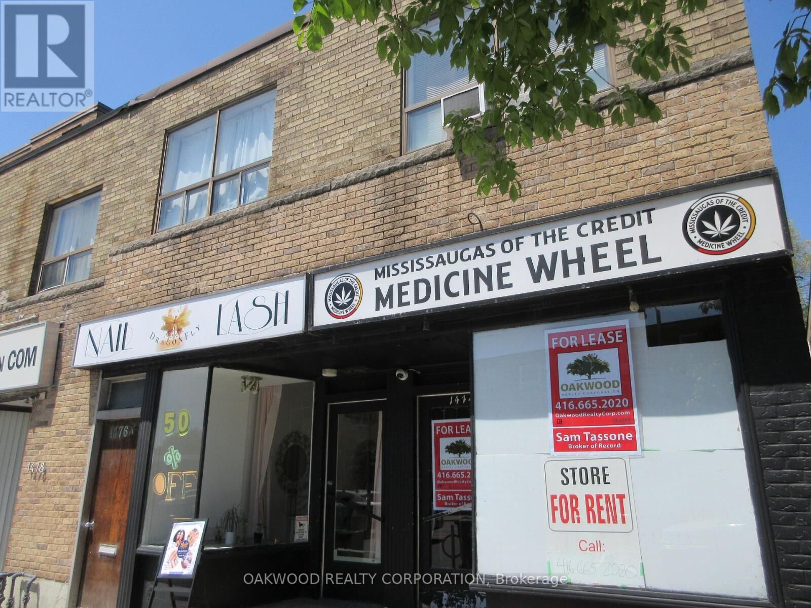 Property Photo: 1476 Eglinton Avenue West 2 ON M6E 2G5