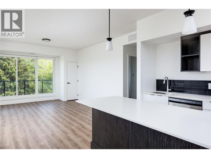 Property Photo: 615 Rutland N Road 401 BC V1X 0B3