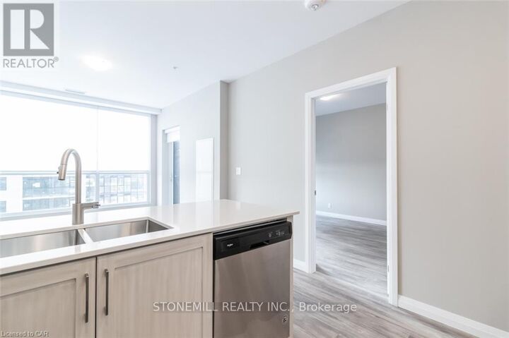 Property Photo:  104 Garment Street 1706  ON N2G 0C8 