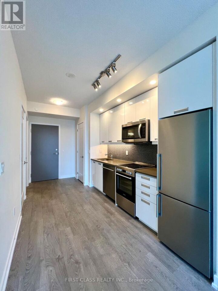 Property Photo:  99 John Street South 1803  ON M5V 0S6 