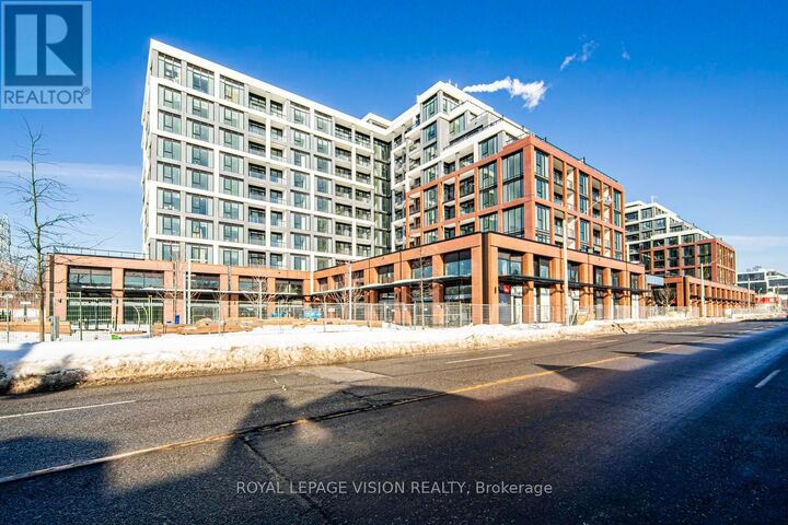 Property Photo: 858 Dupont Street 723 ON M6G 0C1