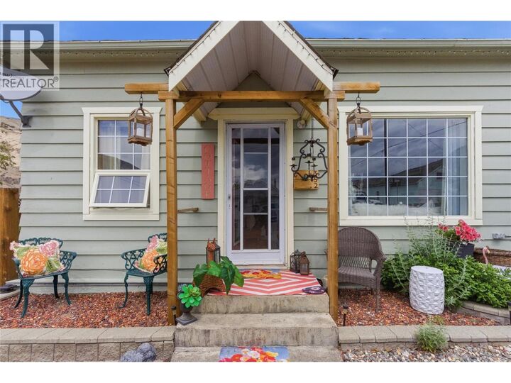 Property Photo: 352 5th Street BC V0K 1A0