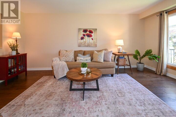 Property Photo:  830 Greenbriar Drive  ON L1G 6G6 