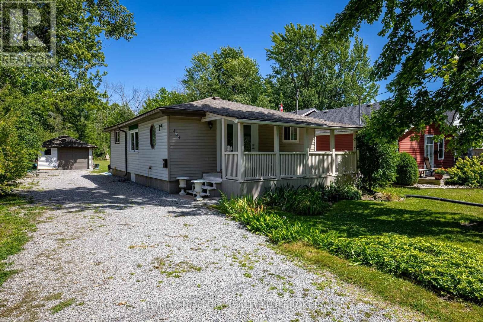 Property Photo:  434 Crescent Road  ON L2A 4P7 