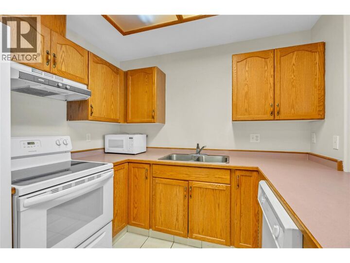 Property Photo: 3310 Skaha Lake Road 306 BC V2A 6G4