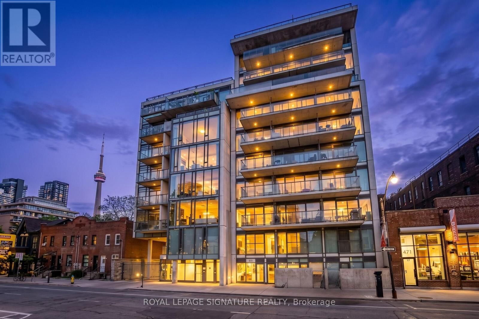 Property Photo:  461 Adelaide Street West 1022  ON M5V 1T1 
