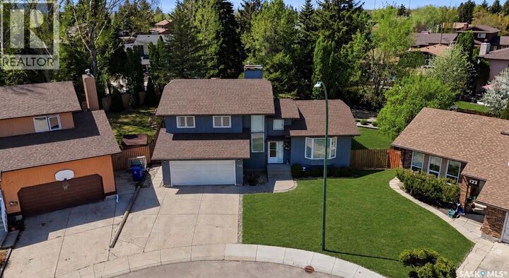 Property Photo: 719 Wakaw Terrace SK S7J 4C1