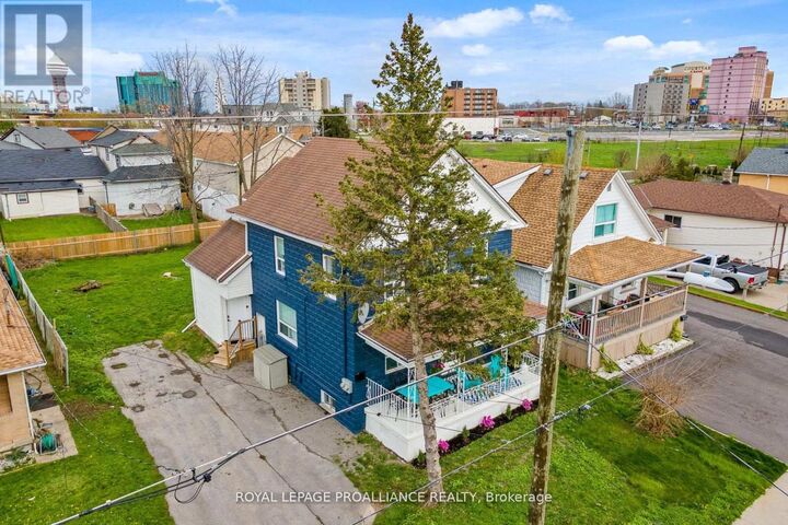 Property Photo:  5654 Desson Avenue Upper  ON L2G 3T2 