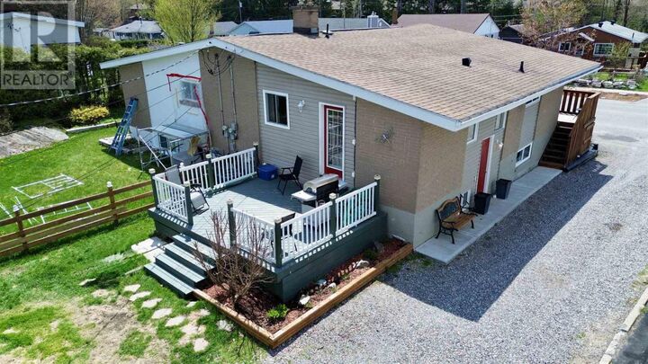 Property Photo:  82B Axmith Ave  ON P5A 1B8 