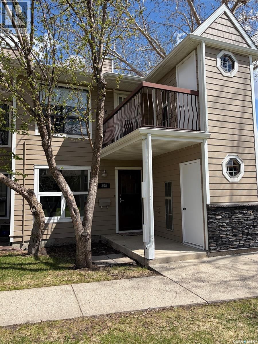 Property Photo:  358 Cedar Meadow Drive  SK S4X 3E6 