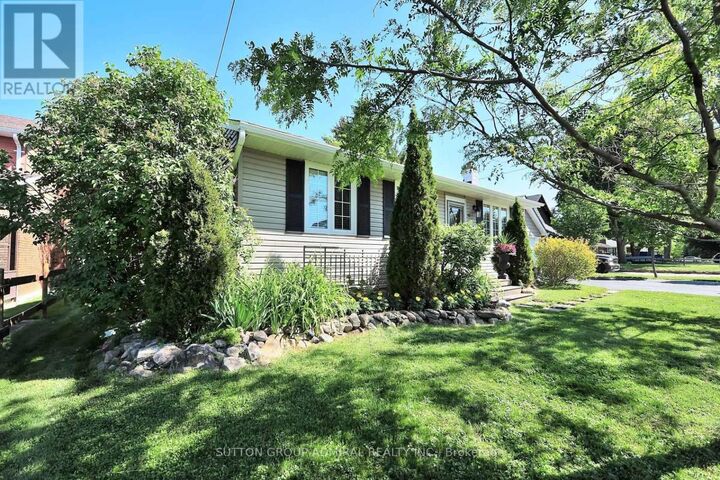 Property Photo:  62 May Avenue  ON L0G 1V0 