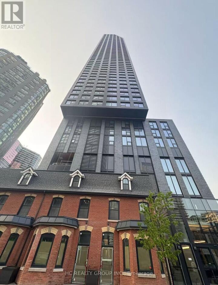 Property Photo:  8 Wellesley Street West 5108  ON M4Y 0J5 