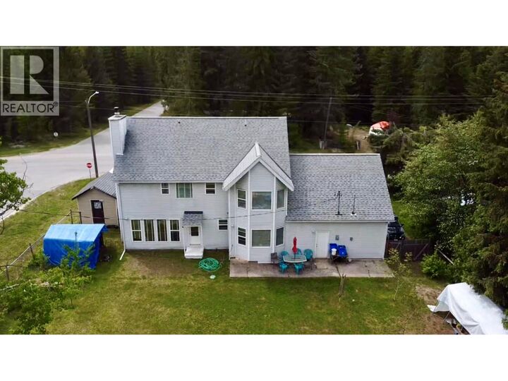 Property Photo: 1118 Harold Street BC V0G 2C0