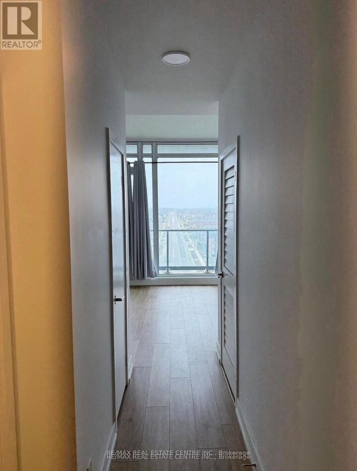 Property Photo:  225 Veteran Drive 809  ON L7A 5L7 
