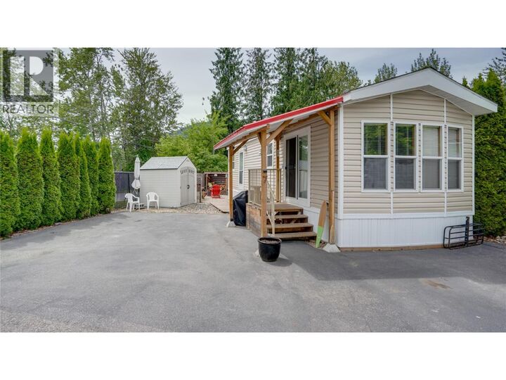 1383 Silver Sands Road 7 — photo 1